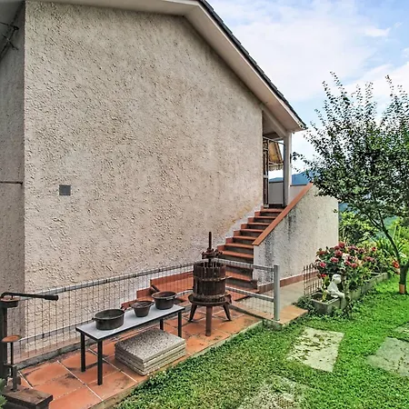Ca Olivella By Interhome Casarza Ligure